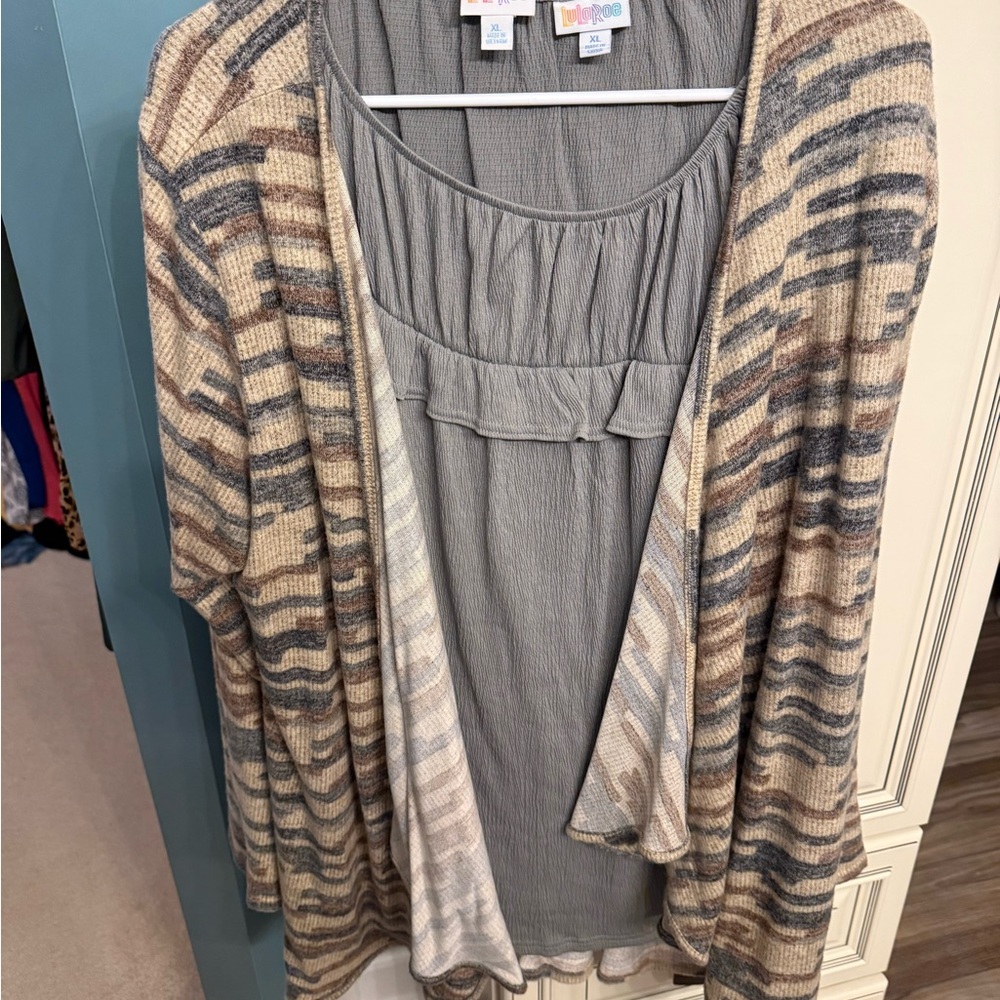 Lularoe XL stasha (grey) and xl Nannette